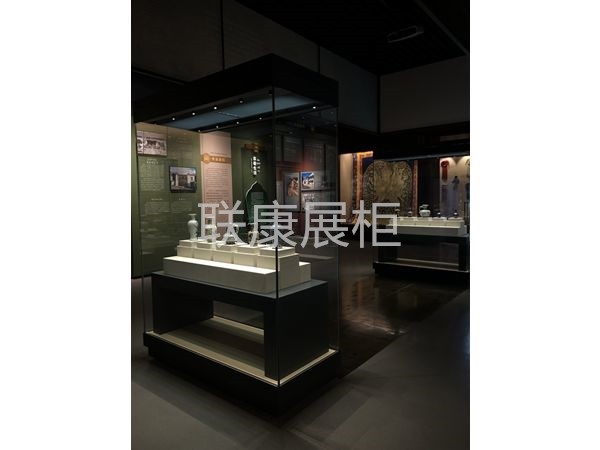 博物館展柜燈光